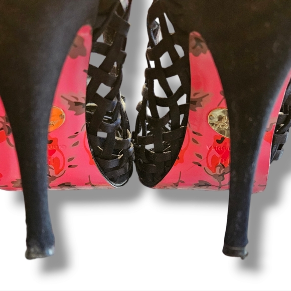 Betsey Johnson lattice design heels - Picture 4 of 9